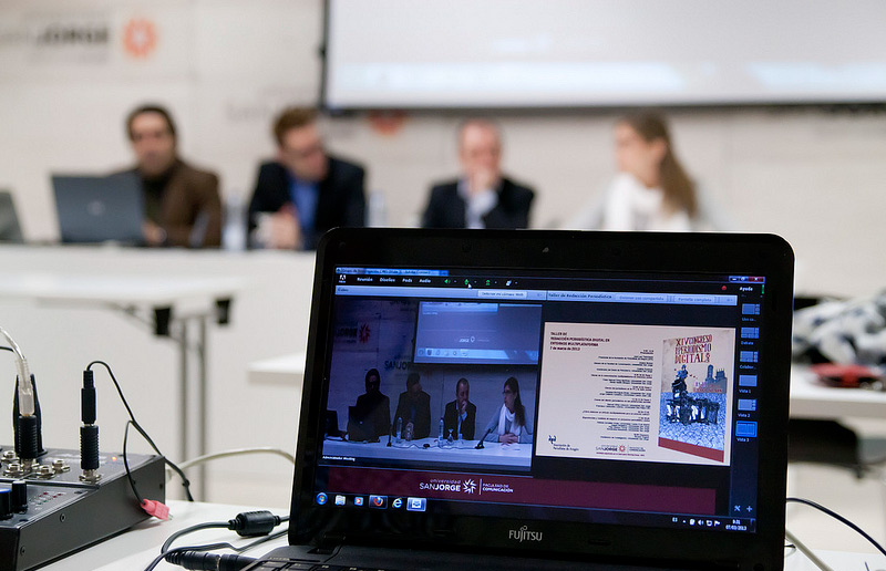 TRASOBARES: �INTERNET AYUDAR� AL PERIODISTA SIEMPRE QUE NO OLVIDE SU COMPROMISO CON LA VERDAD�