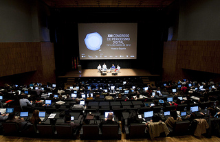 PERIODISMO EN ESPA�A: LA VISI�N DEL CORRESPONSAL EN EL EXTRANJERO